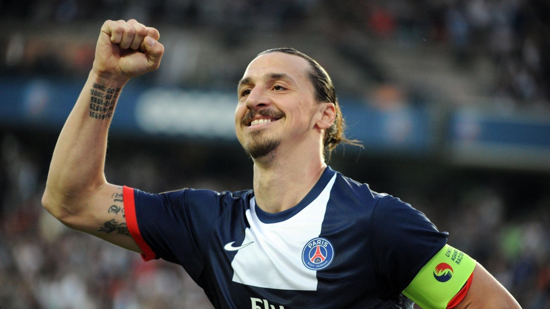 锋线尖刀一锤定音，后防天团抢镜频频，绿茵场演绎冰火两重天