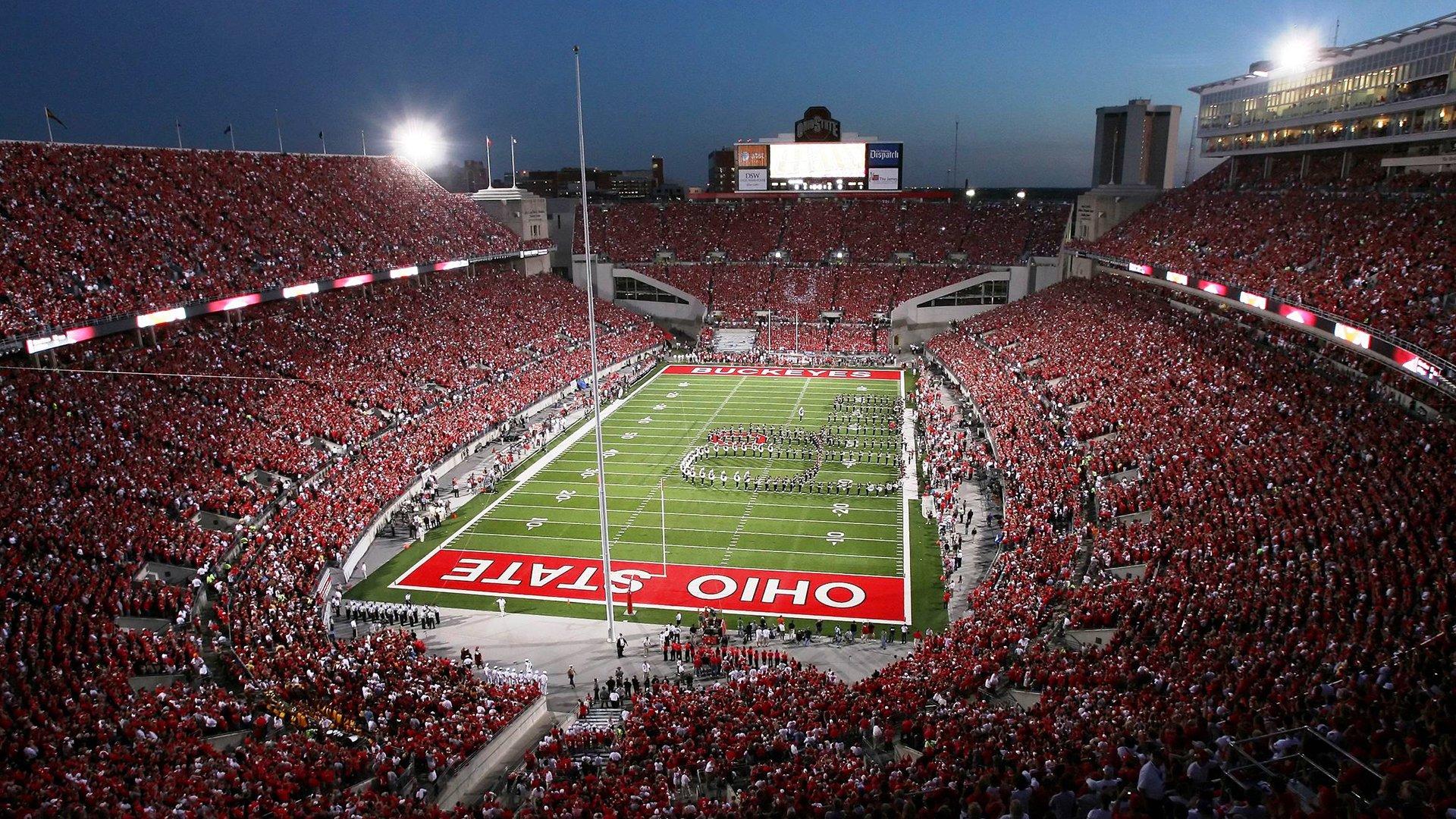 前领导人特朗普获国际足联和平奖 世界杯抽签仪式前夕引发全球关注